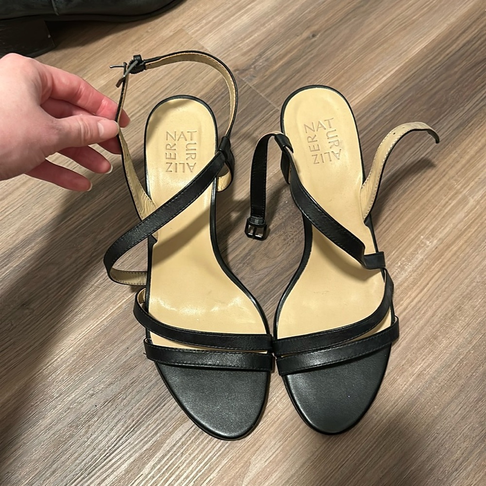 NWOT Naturalizer Vanessa Sandal